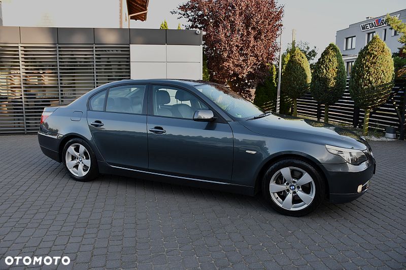 BMW Seria 5 520d Edition Fleet Exclusive - 38