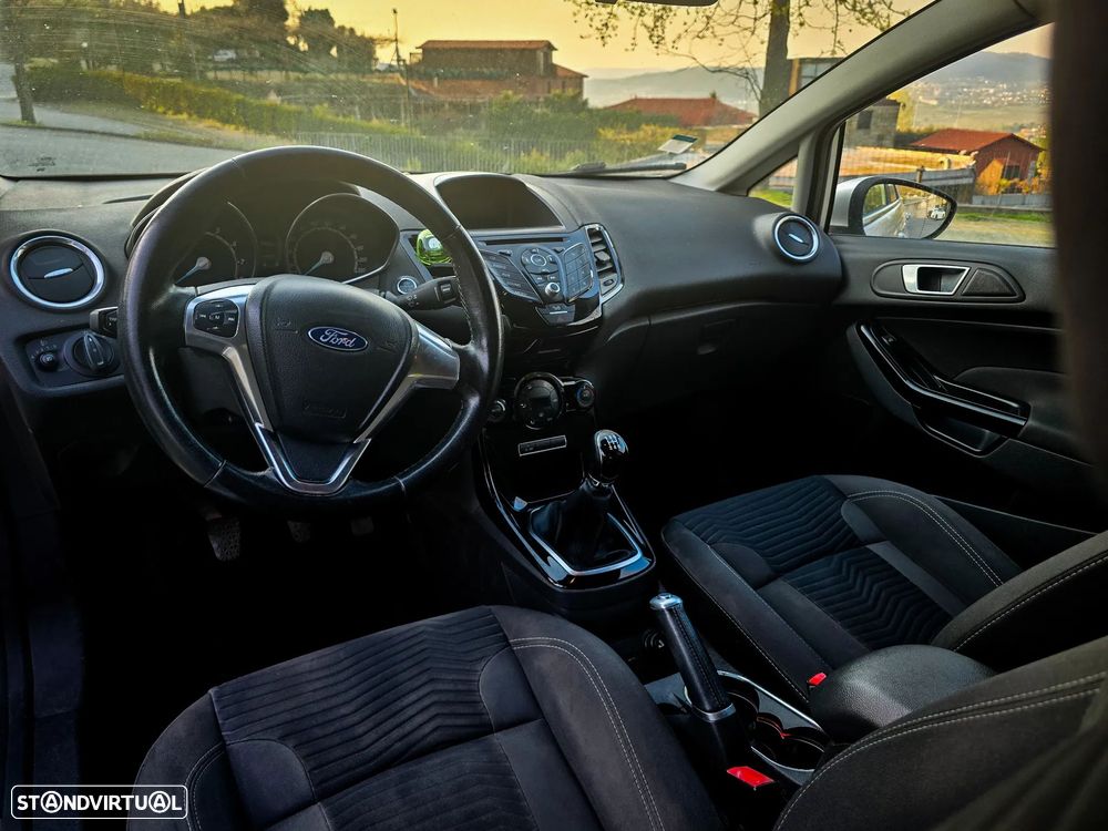 Ford Fiesta 1.0 Ti-VCT Titanium - 12