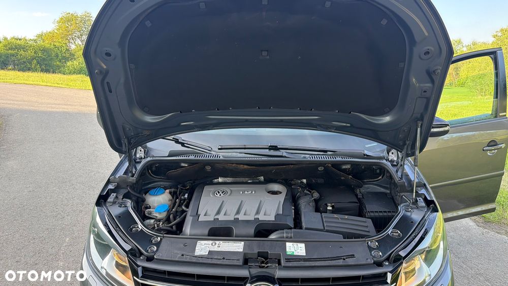 Volkswagen Touran 2.0 TDI DPF STYLE - 21