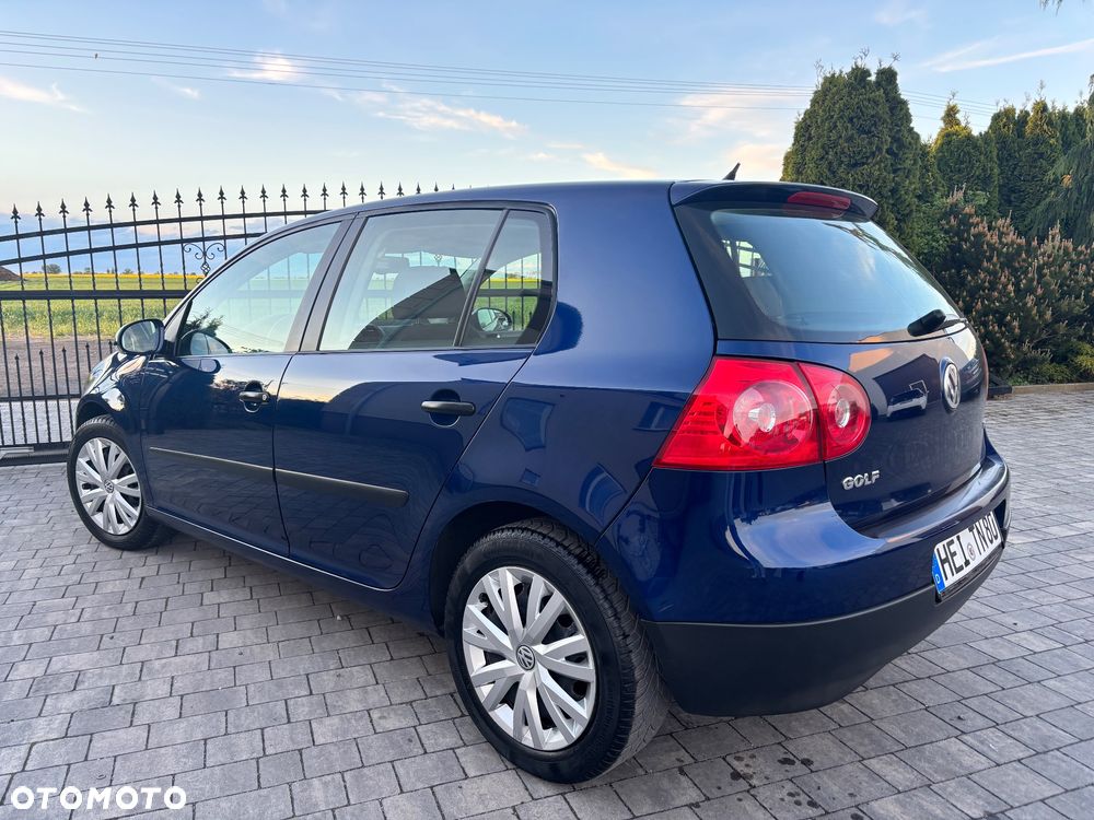 Volkswagen Golf 1.6 Basis - 40