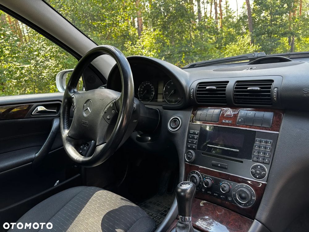 Mercedes-Benz Klasa C 200 Kompressor Elegance - 7