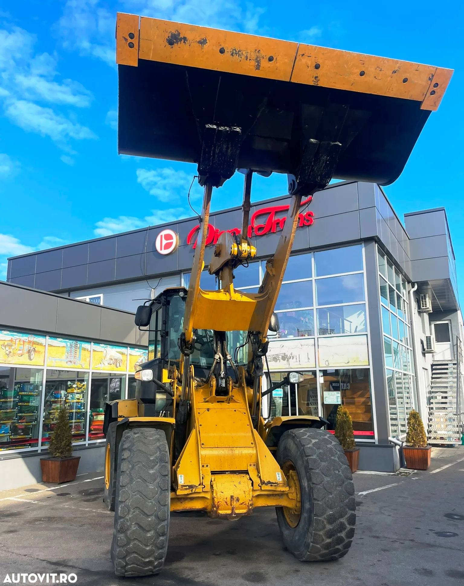 Caterpillar 938K - 9
