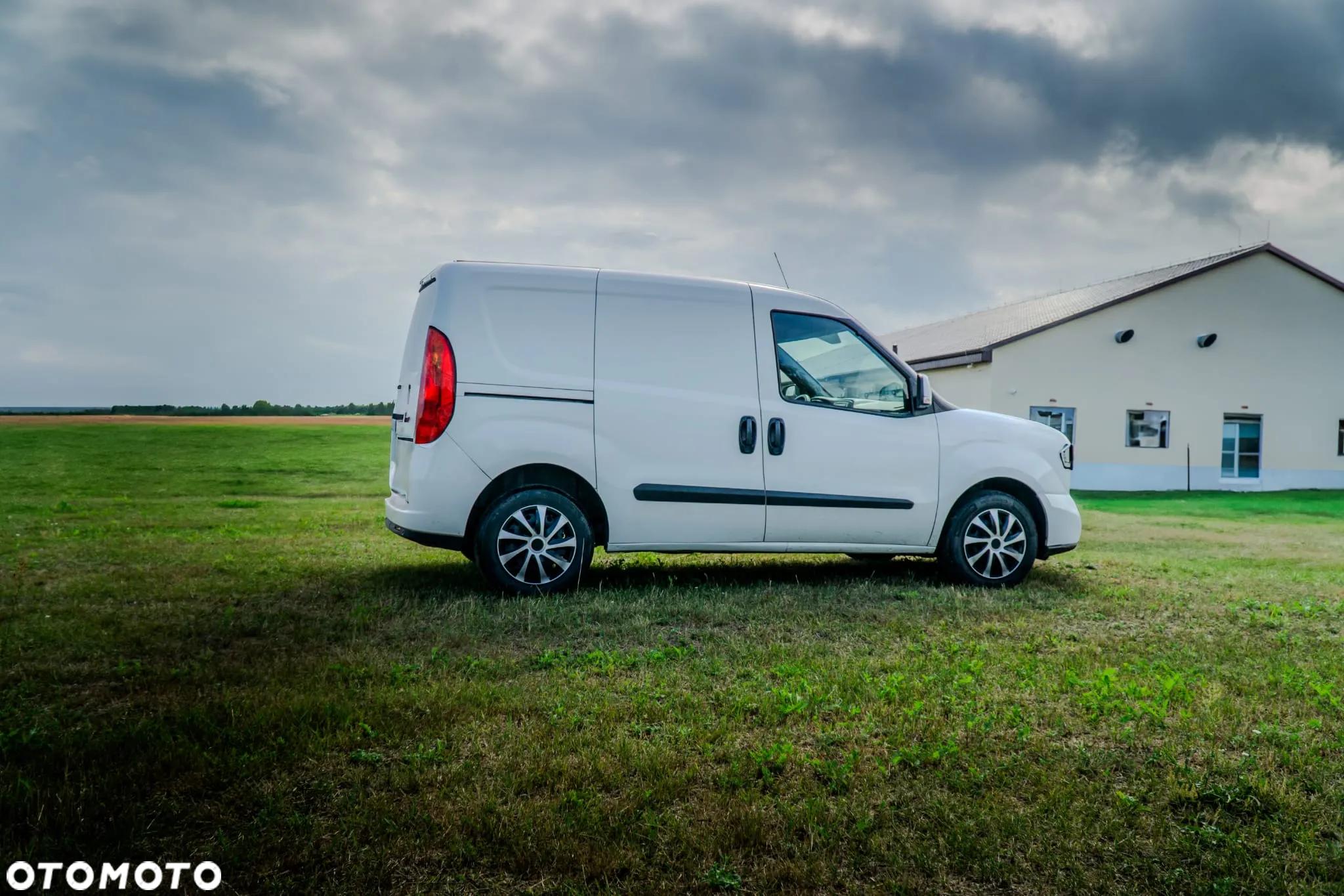 Fiat Doblo 1.3 MJ Active - 9