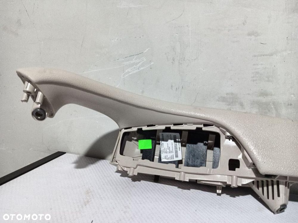UCHWYT ZAMYKANIE DRZWI LEWE MERCEDES E KLASA W213 A2137205700 - 3