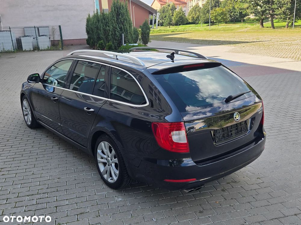 Skoda Superb 2.0 TDI PD Comfort - 21