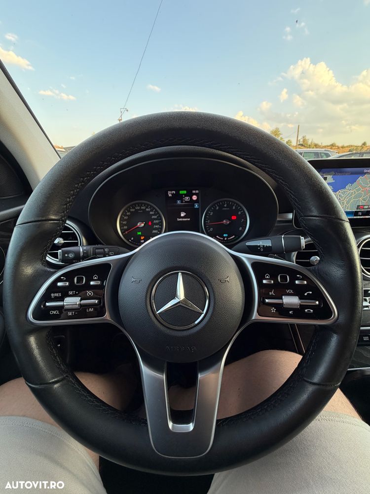 Mercedes-Benz GLC 200 4MATIC 9G-TRONIC - 5