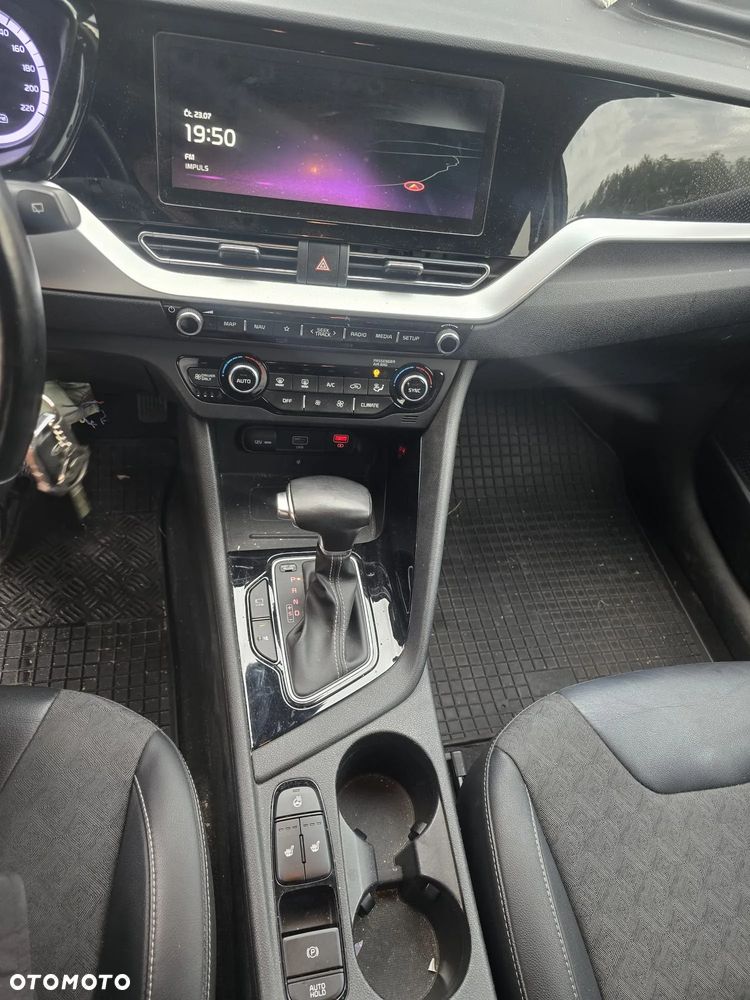 Kia Niro - 8