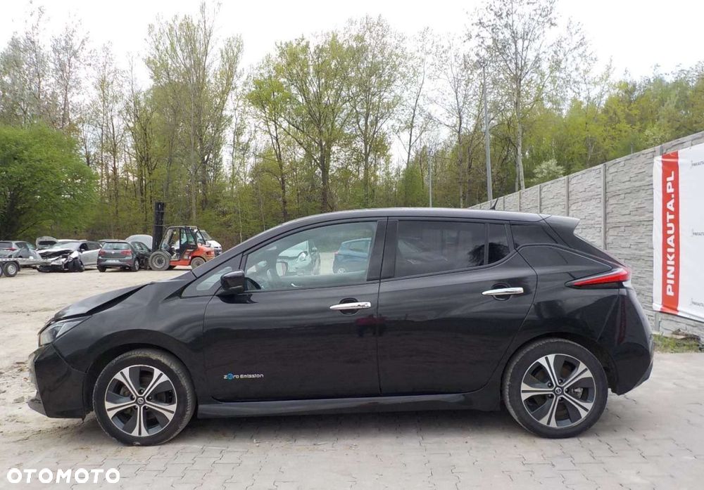Nissan Leaf - 13