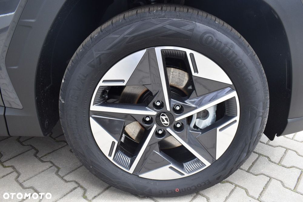 Hyundai Tucson - 2