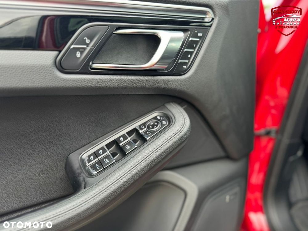 Porsche Macan S - 37