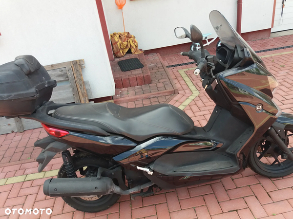 Yamaha X-max