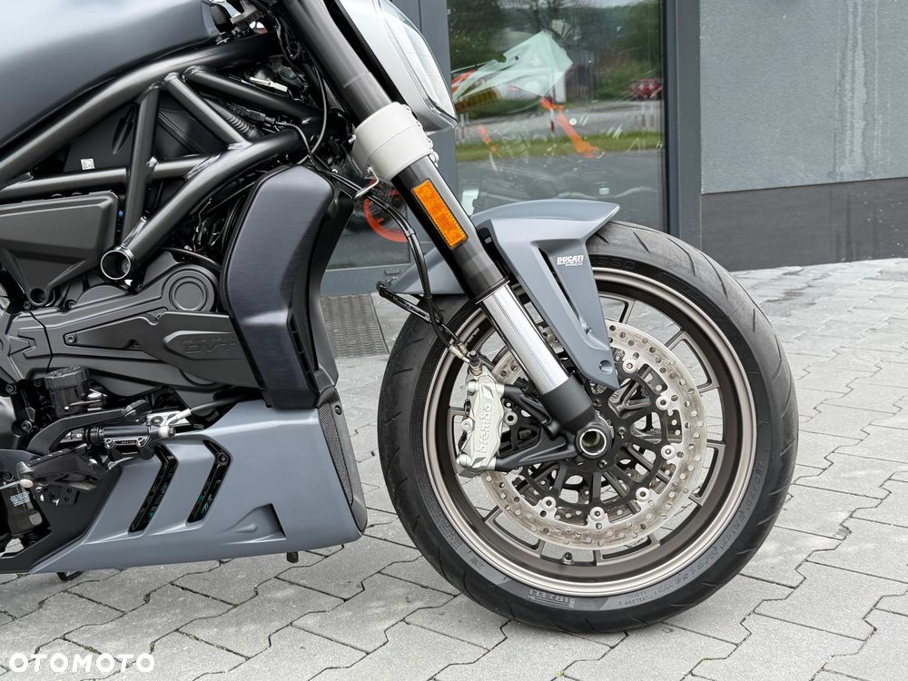 Ducati Diavel - 8