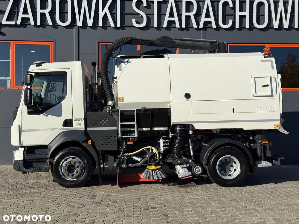 Volvo FL 15.250 Euro 6 // zamiatarka JOHNSTON VT652 //  BUCHER // odkurzacz , polewaczka - 9