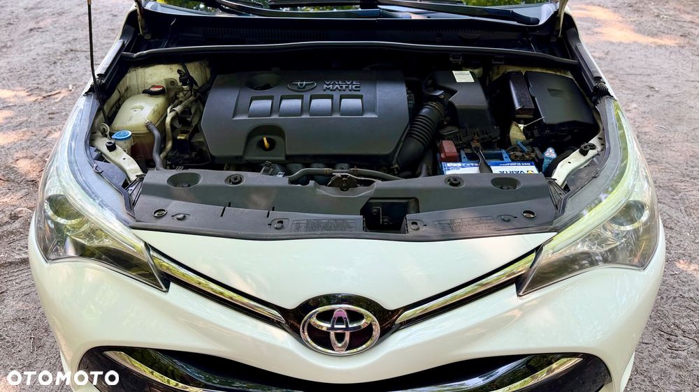Toyota Avensis 1.8 Active - 3