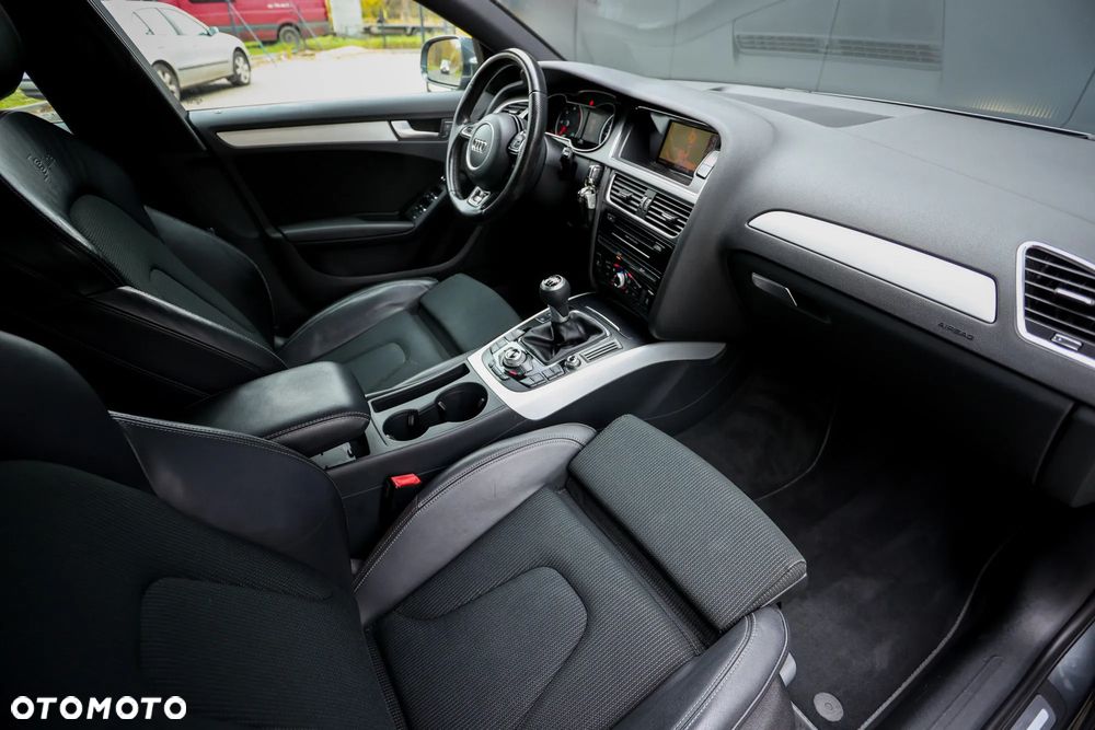 Audi A4 2.0 TDI DPF S line Sportpaket - 22