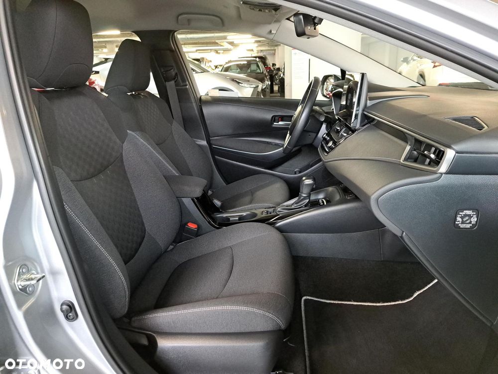 Toyota Corolla 1.8 Hybrid Comfort - 9