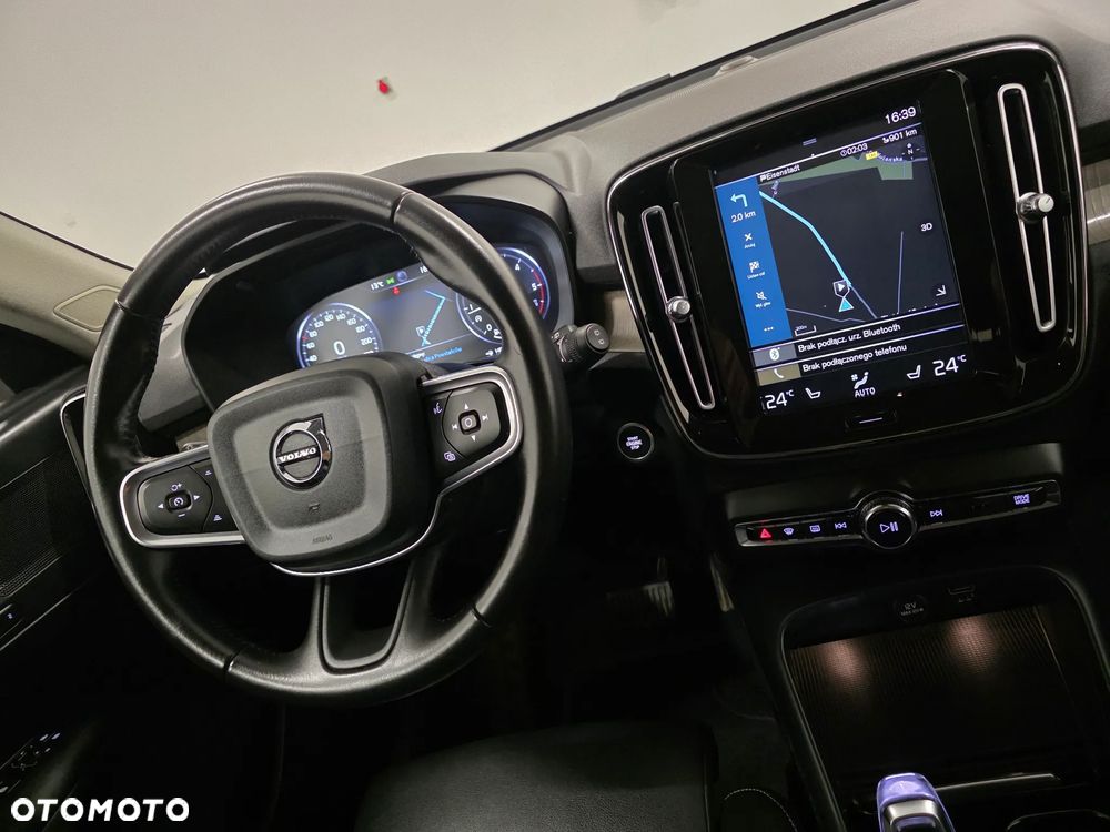 Volvo XC 40 D4 AWD Geartronic Inscription - 8