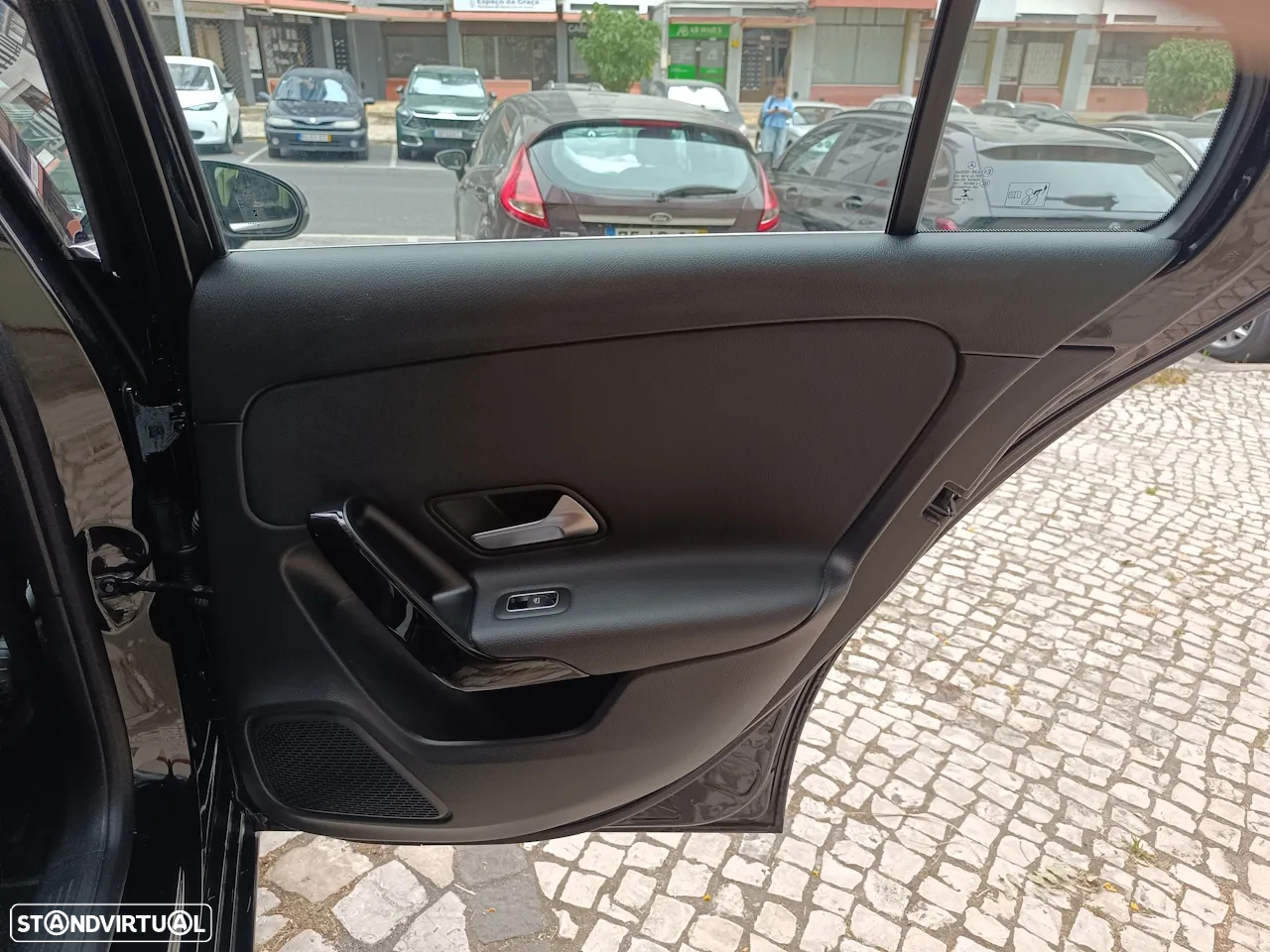 Mercedes-Benz A 200 7G-DCT Progressive - 33