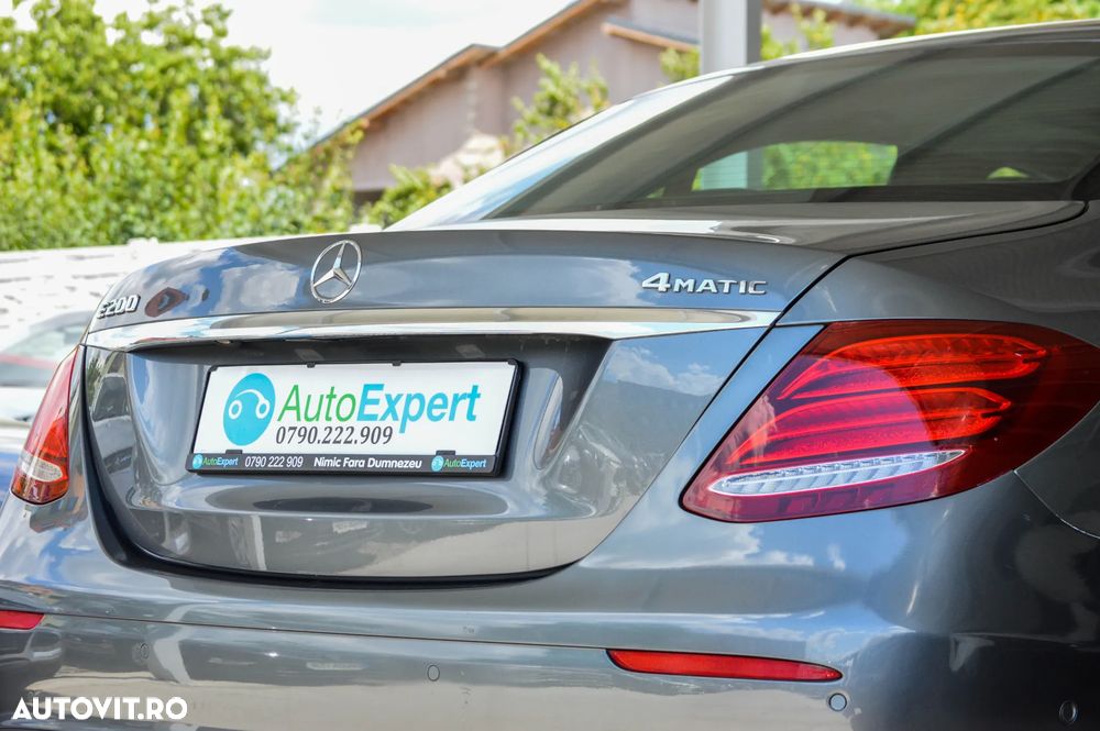 Mercedes-Benz E 200 4MATIC 9G-TRONIC Avantgarde - 15