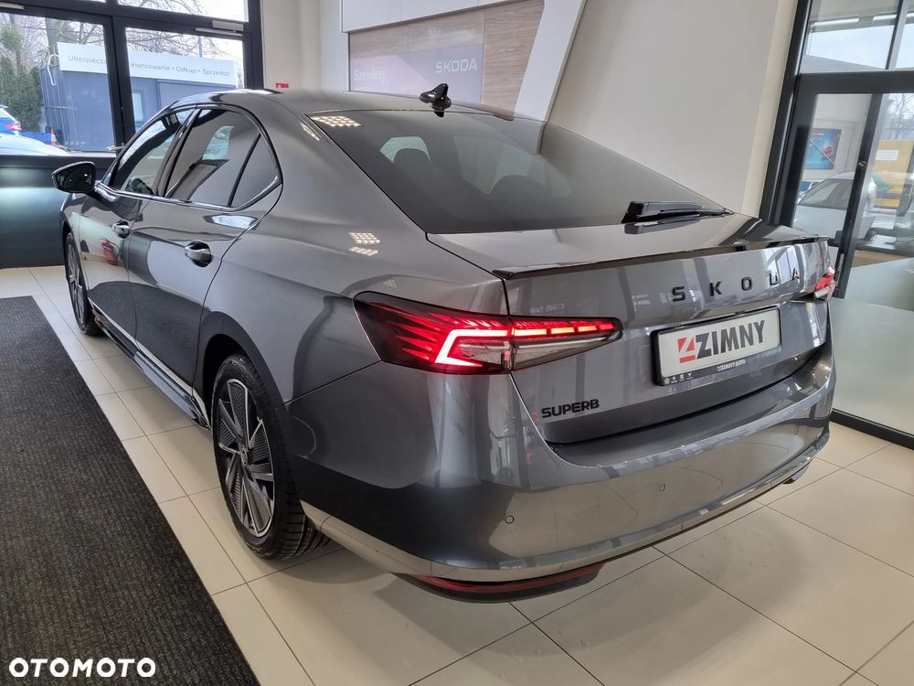 Skoda Superb 2.0 TSI Sportline DSG - 8