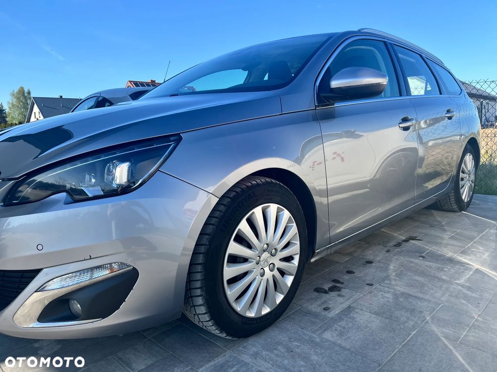 Peugeot 308 BlueHDi 150 Automatik Stop & Start Allure - 11