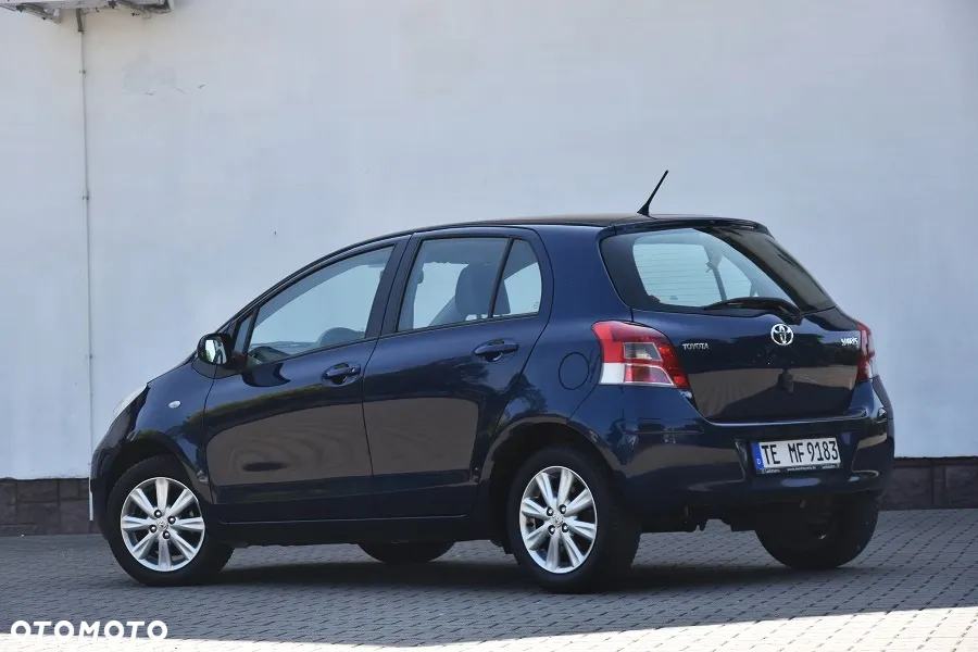 Toyota Yaris 1.33 Selection Platinum - 10