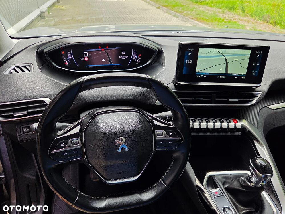 Peugeot 3008 1.5 BlueHDi Allure S&S - 22