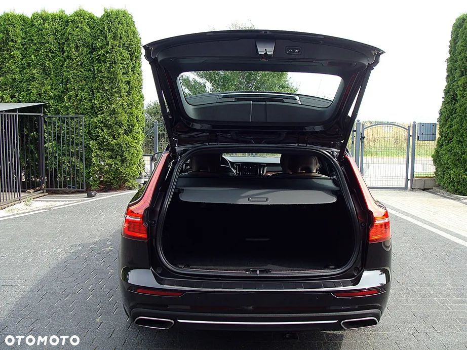 Volvo V60 T6 AWD Recharge Geartronic Inscription Expression - 28