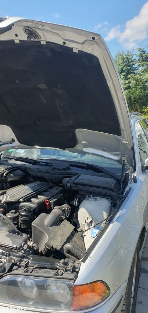 BMW Seria 5 - 16