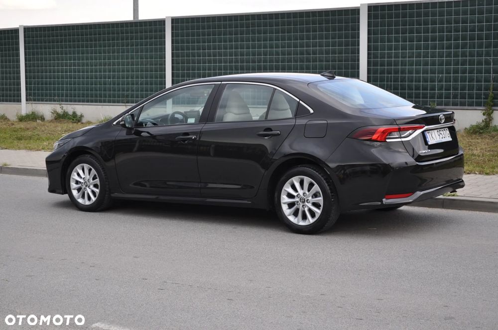 Toyota Corolla 1.6 Comfort - 9