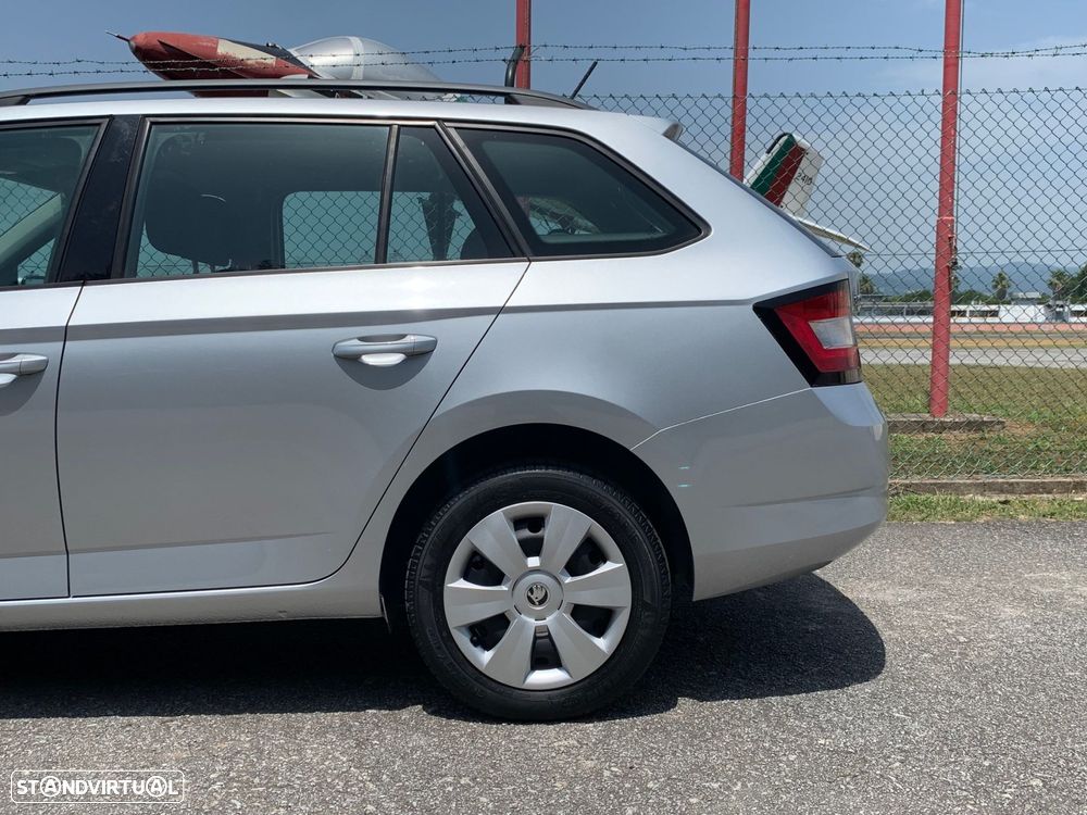 Skoda Fabia Break 1.0 Style - 18