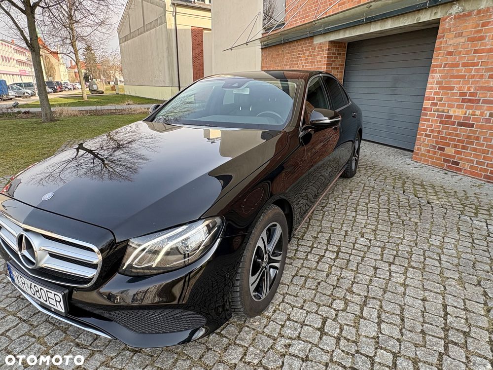 Mercedes-Benz Klasa E 200 4Matic 9G-TRONIC Avantgarde - 3