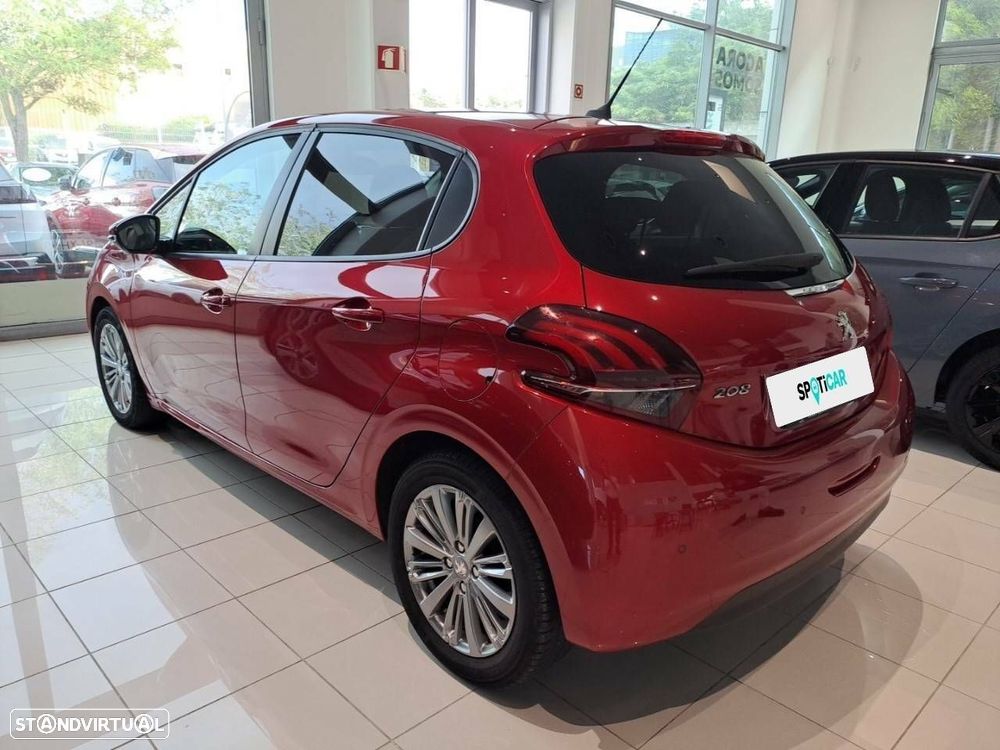 Peugeot 208 1.2 PureTech Signature - 5