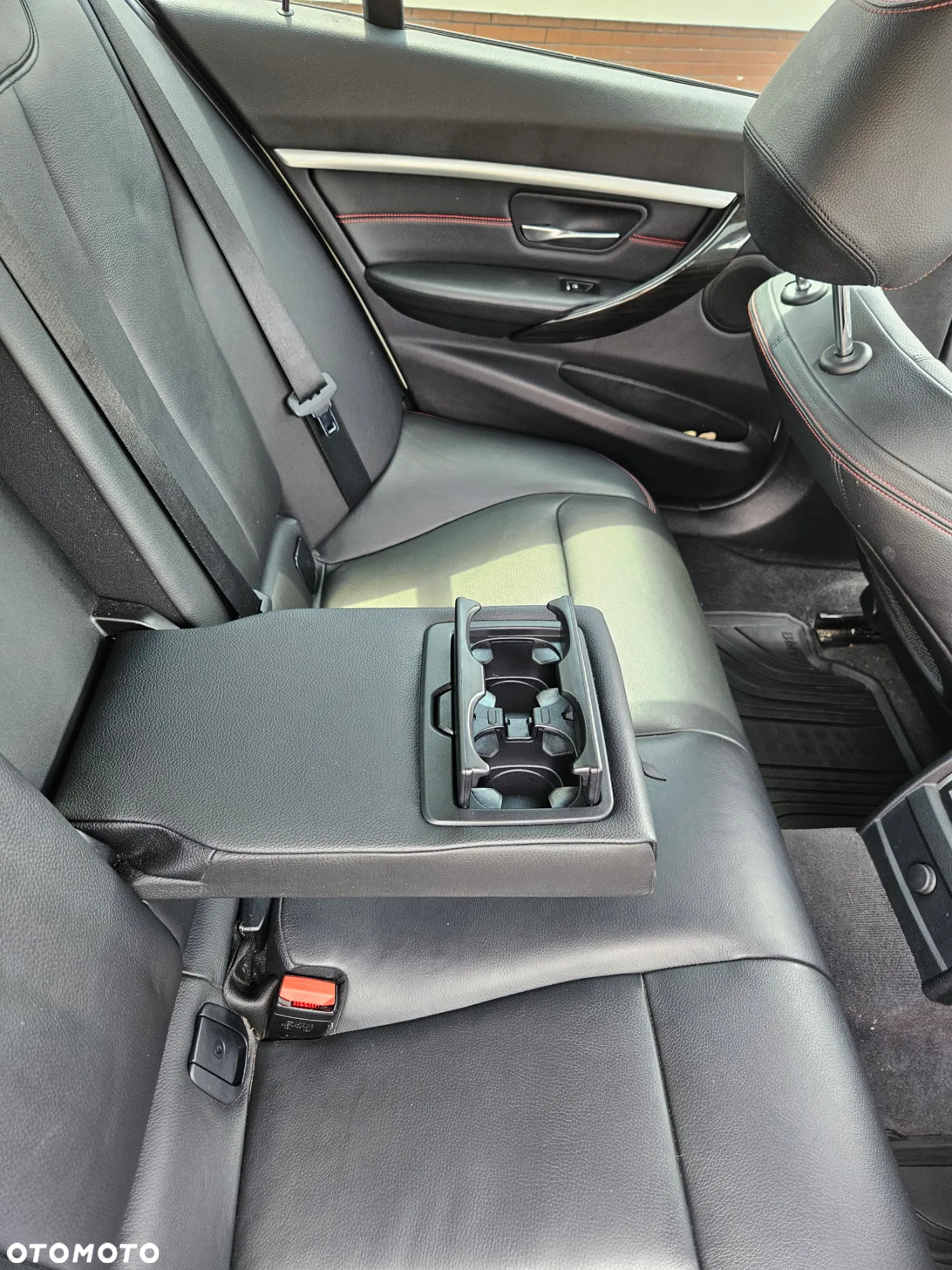 BMW Seria 3 320i xDrive Sport Line - 19
