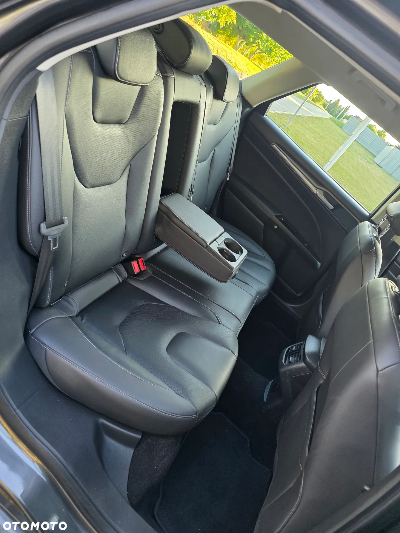 Ford Mondeo 2.0 TDCi Edition 4WD PowerShift - 13