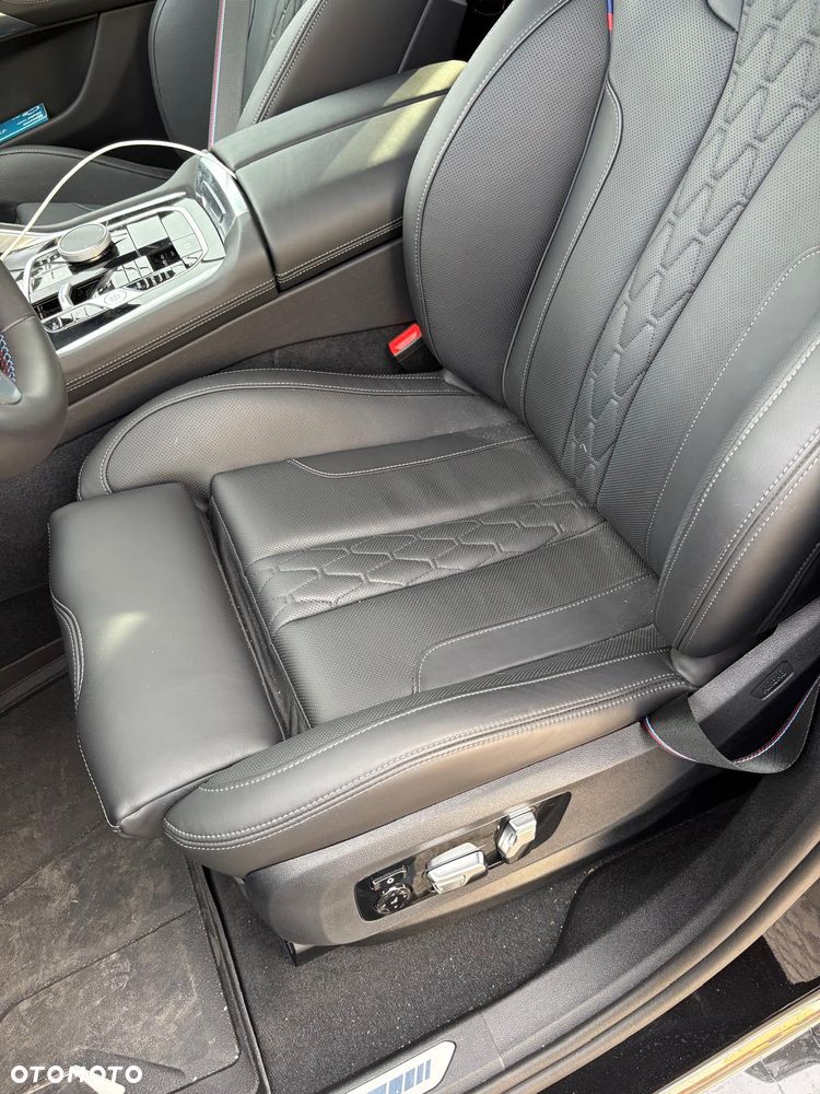 BMW X6 - 11