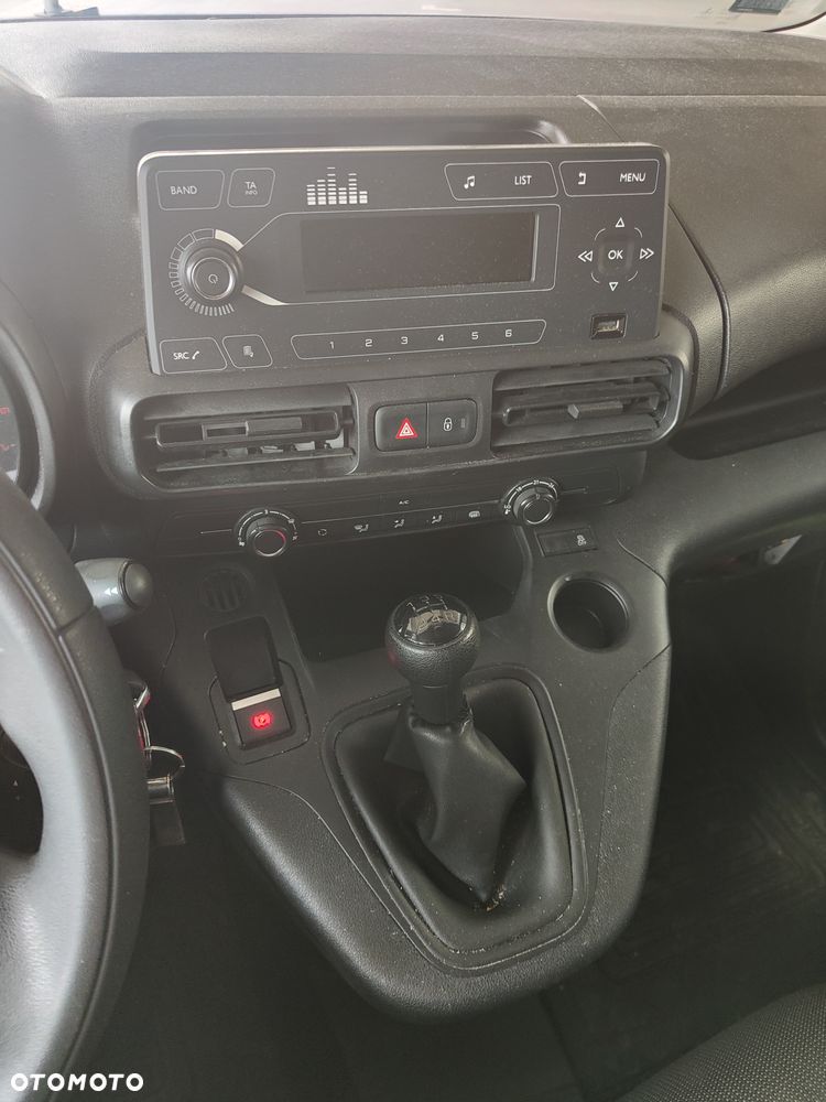 Toyota Proace city - 16