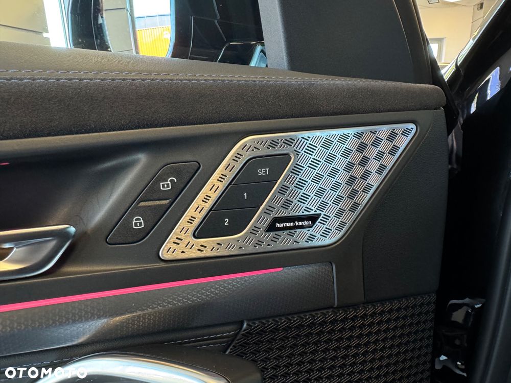 BMW X2 - 22
