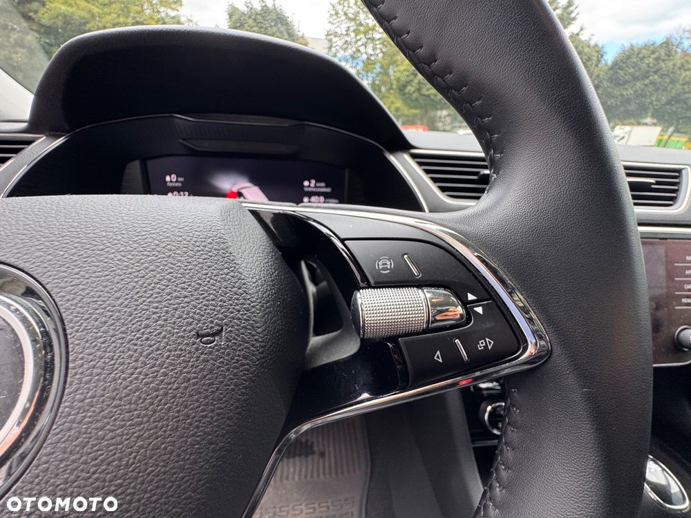 Skoda Superb 1.5 TSI Ambition DSG - 24