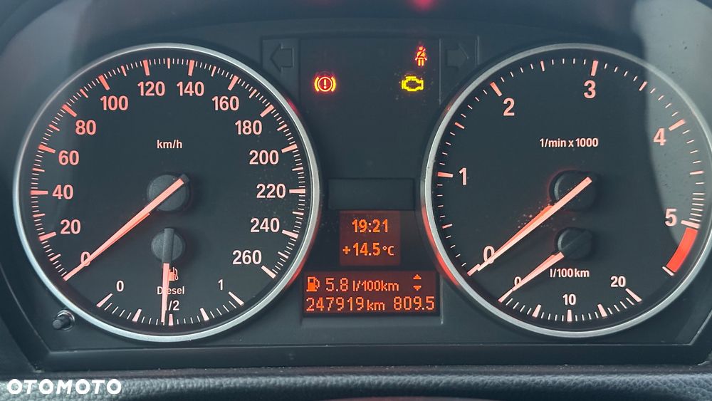 BMW Seria 3 318d DPF - 13