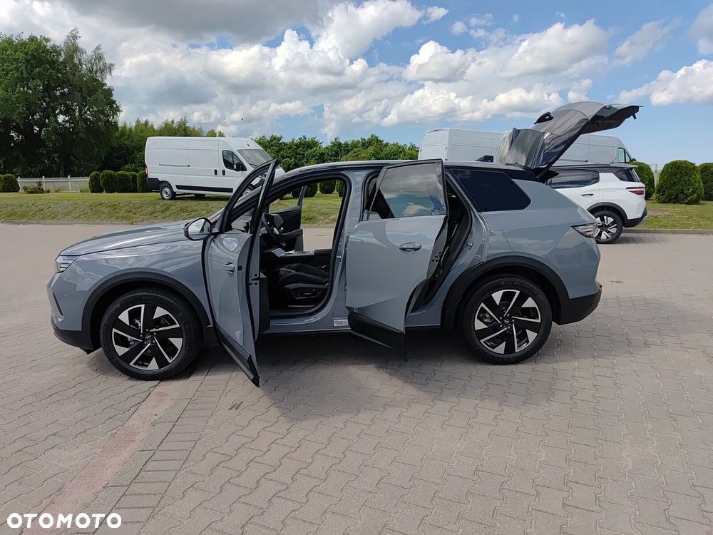 Opel Grandland - 37