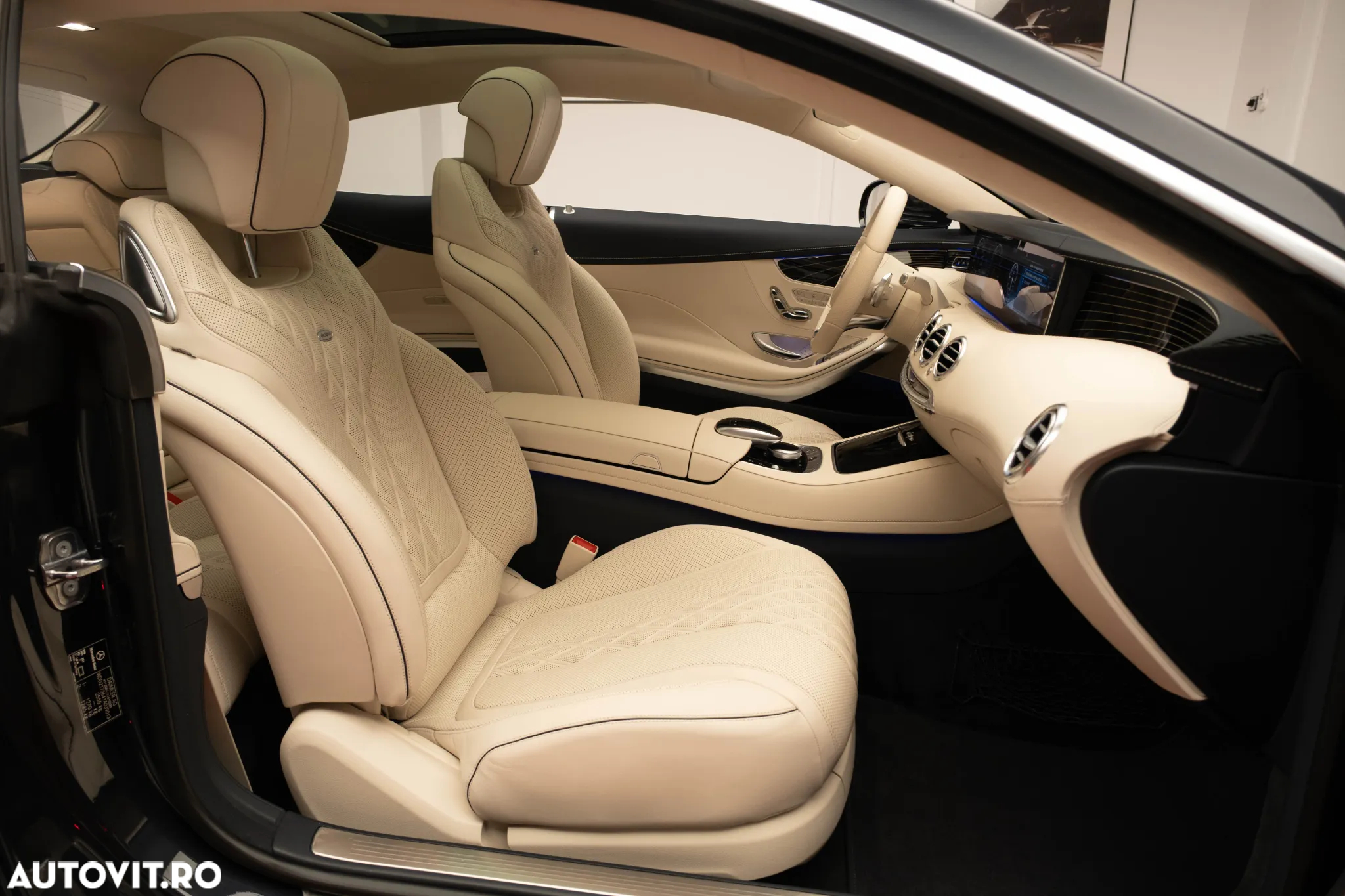 Mercedes-Benz S 450 4MATIC Coupe Aut - 26