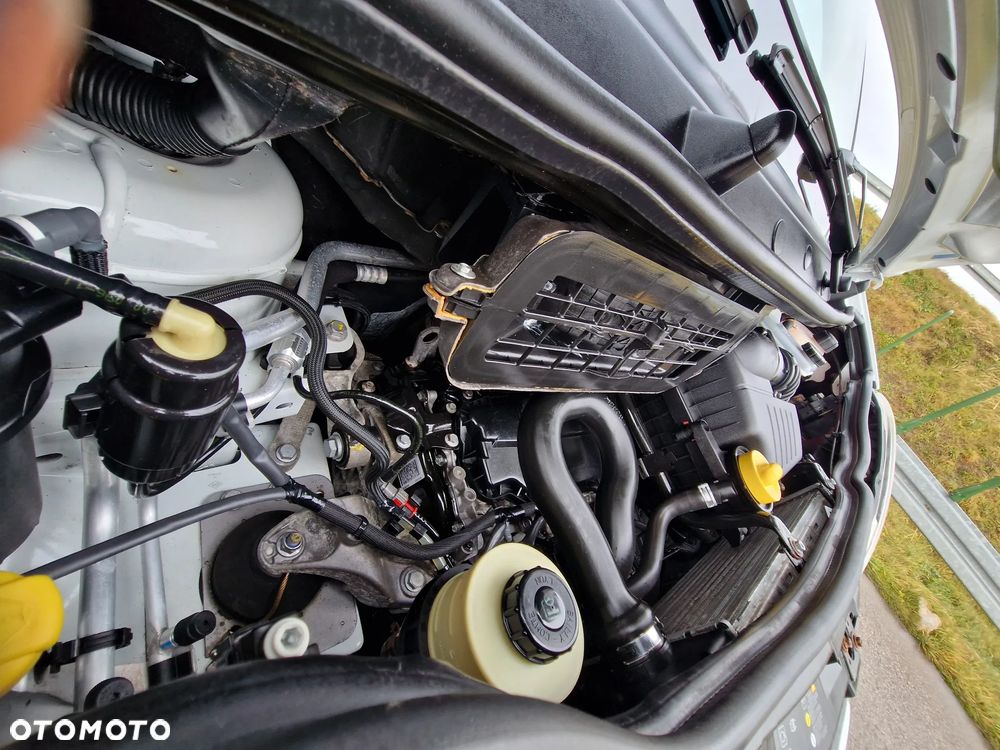 Renault Trafic Passenger Expression - 36