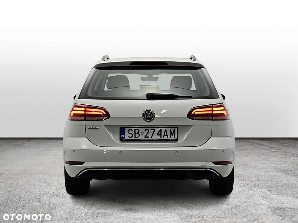 Volkswagen Golf - 4