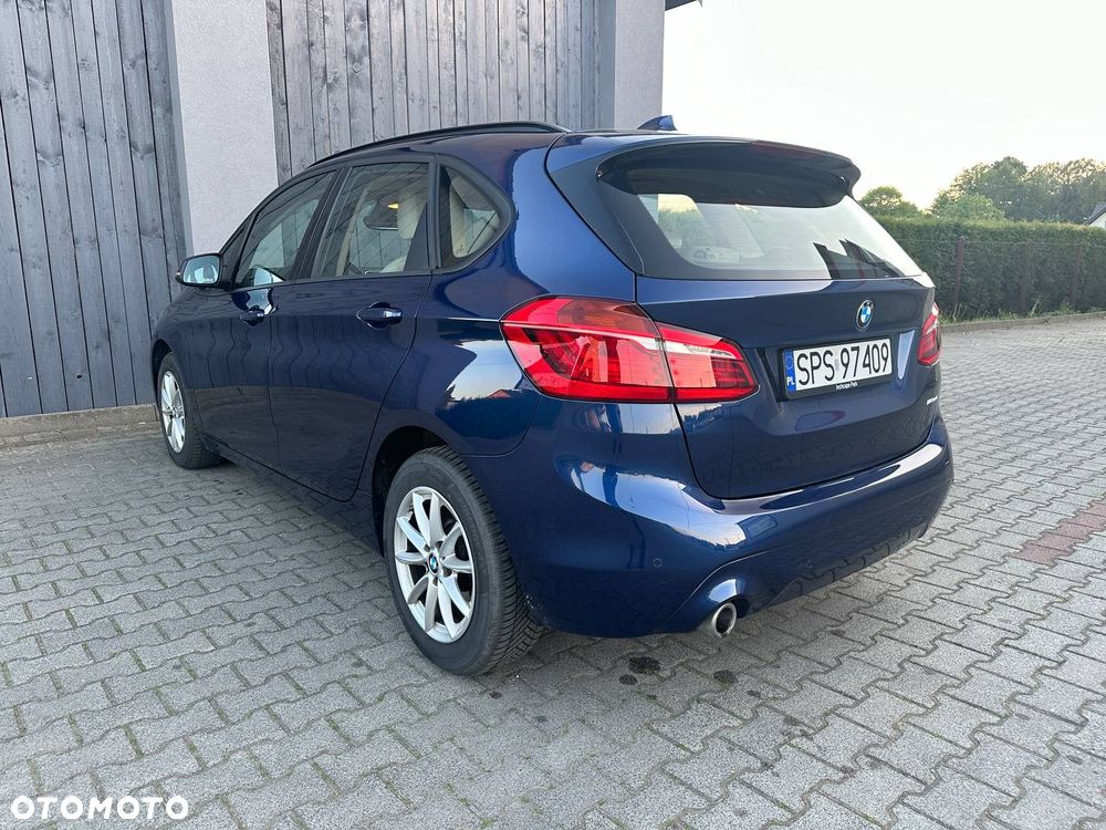 BMW Seria 2 216d Advantage - 4