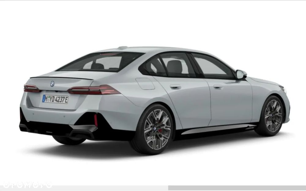 BMW i5 83.9kWh eDrive40 - 2