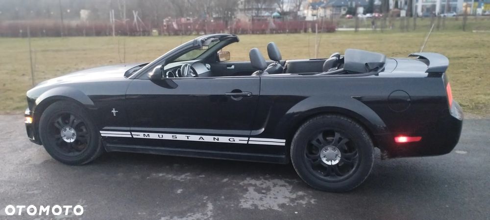 Ford Mustang 4.0 V6 - 6