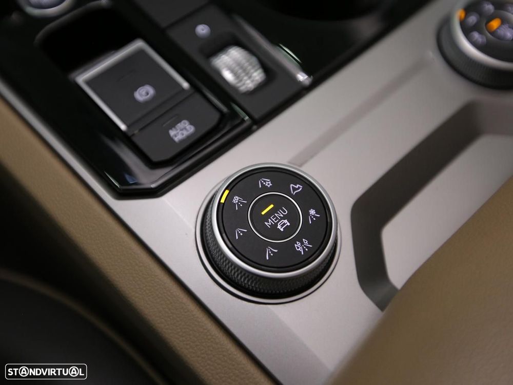 VW Touareg 3.0 TDI V6 Elegance Plus - 19