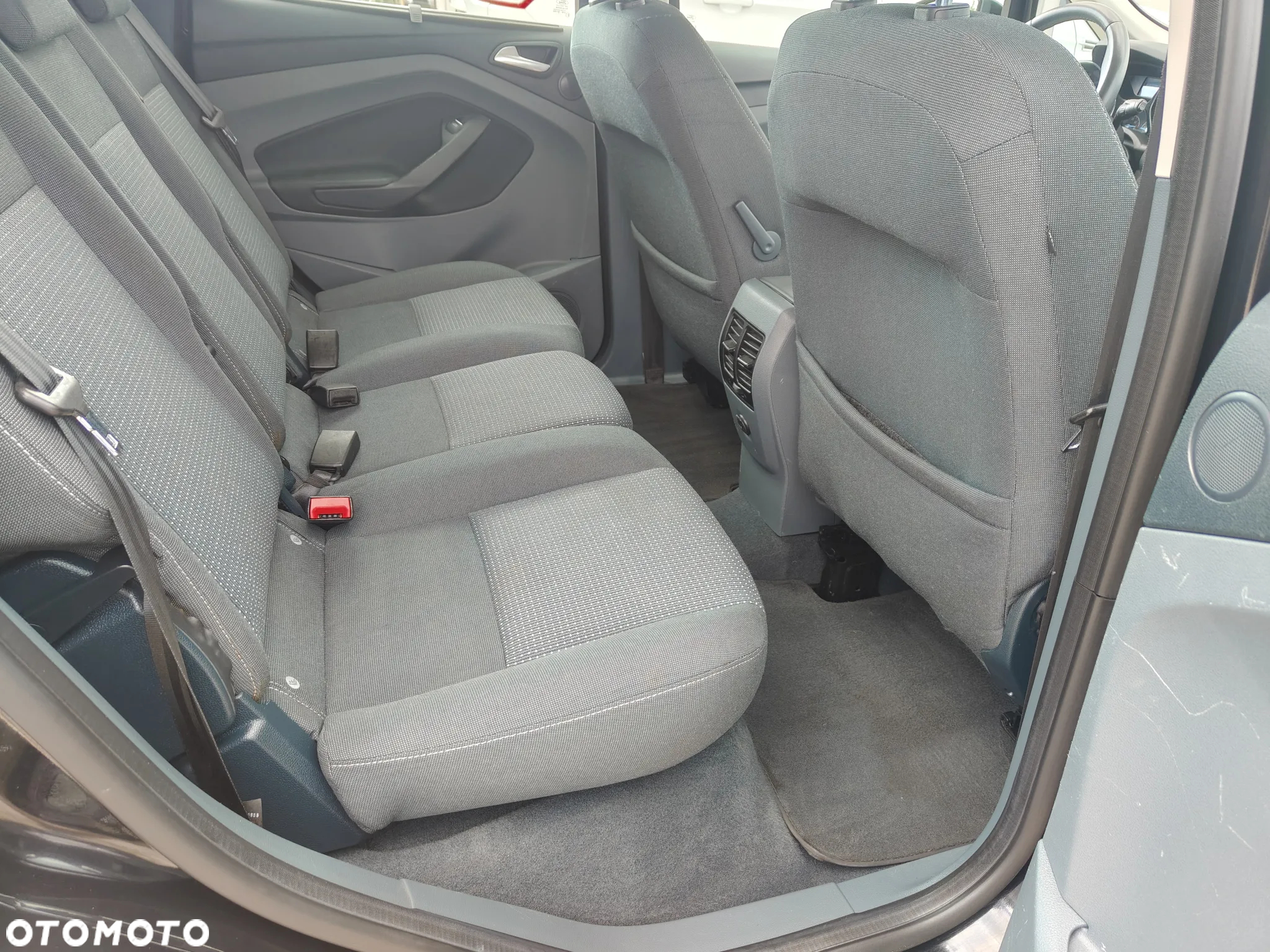 Ford C-MAX - 16