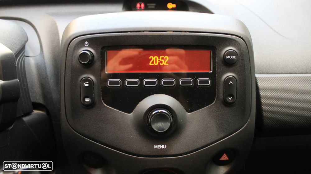 Toyota Aygo x-play - 19